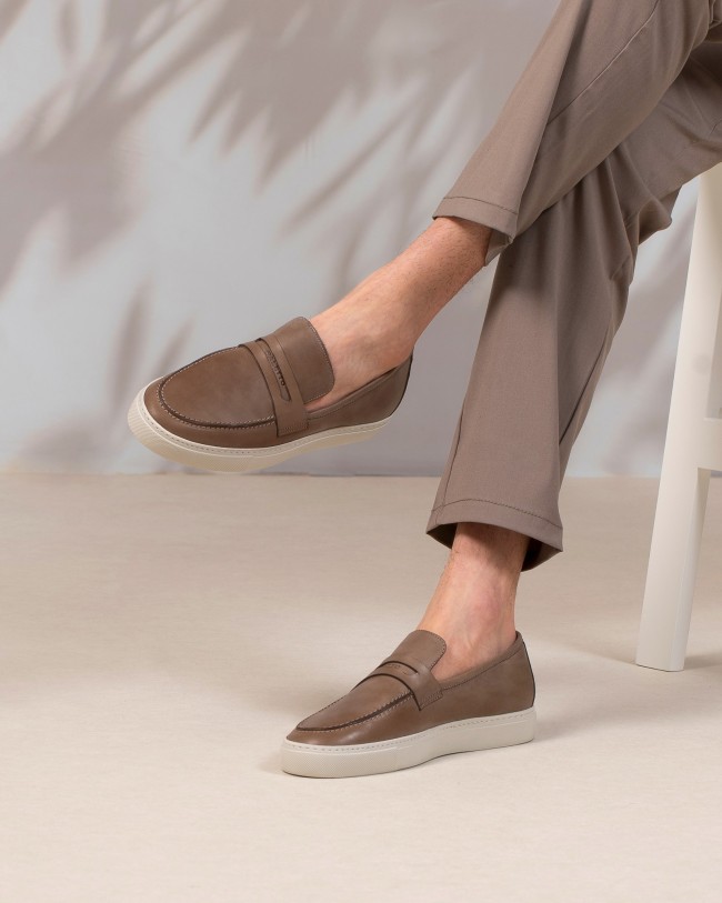 Supremo Grège Cuir
